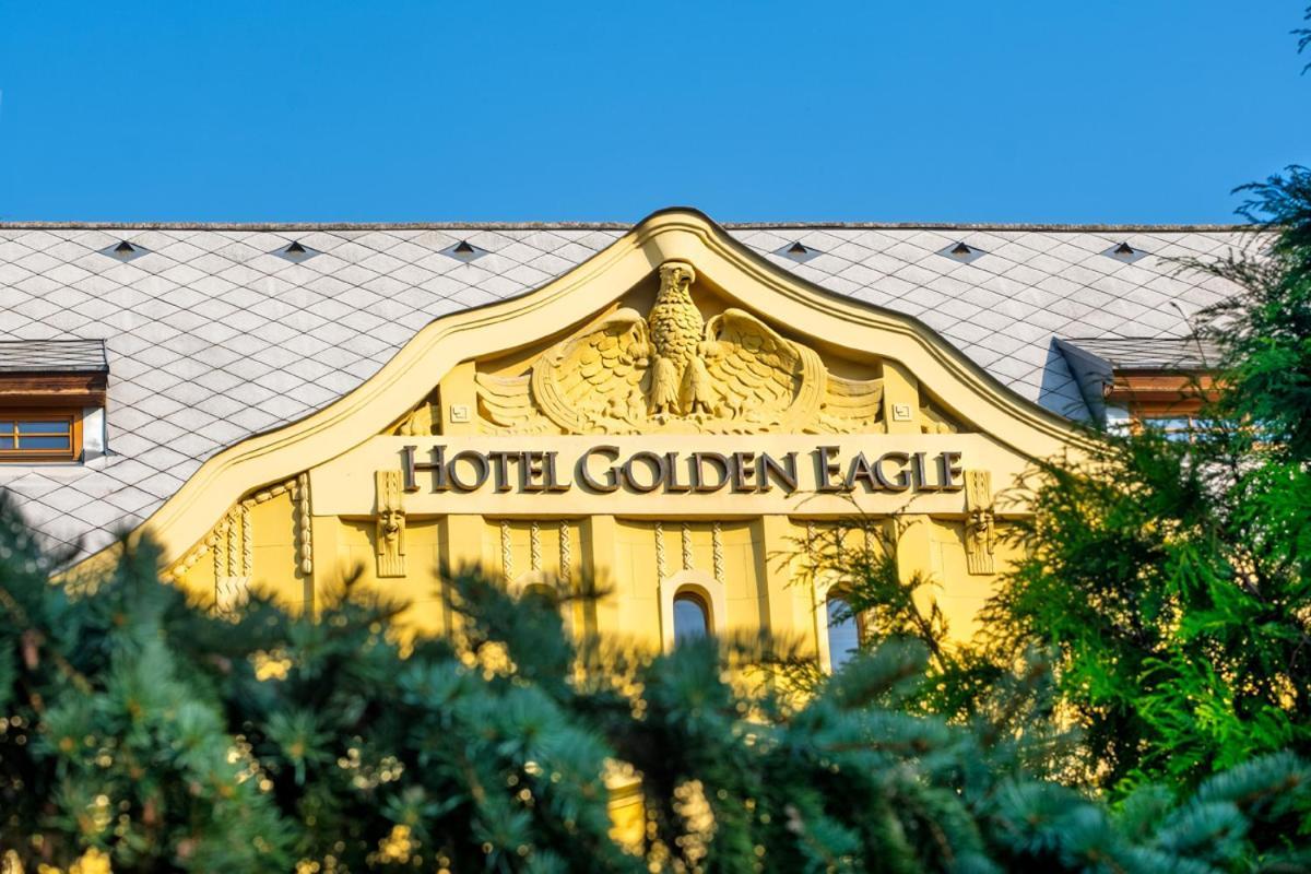 לביצה Hotel Golden Eagle מראה חיצוני תמונה
